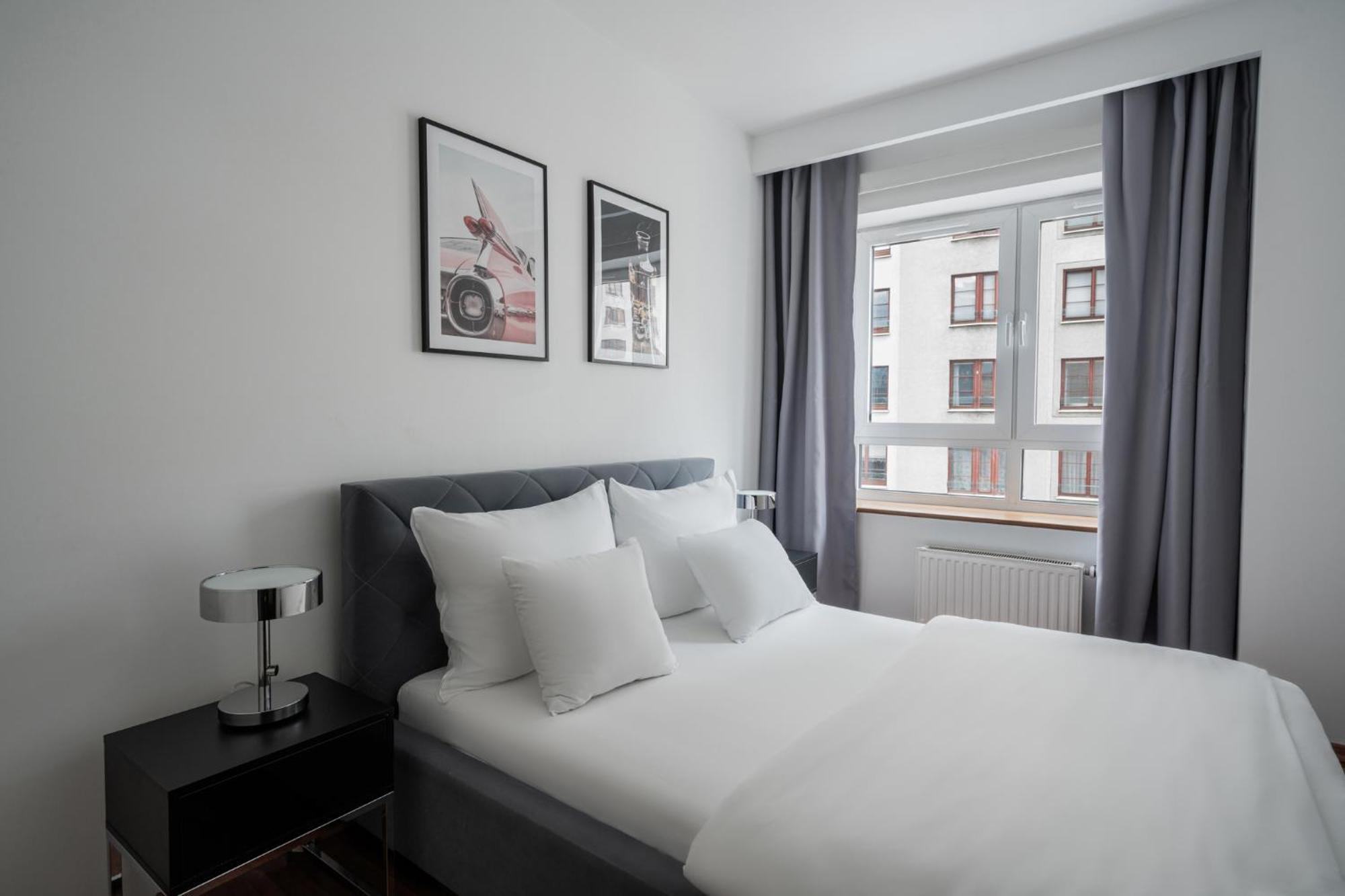 Platinum Towers J&K Apartment Варшава Екстериор снимка